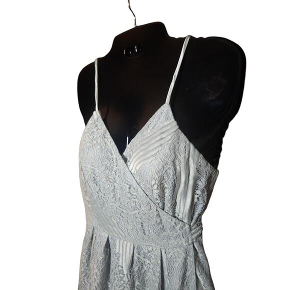 Lulus‎ Lovely in Lace Embroidered Wrap Maxi Dress Gown Small NWT - Picture 6 of 6